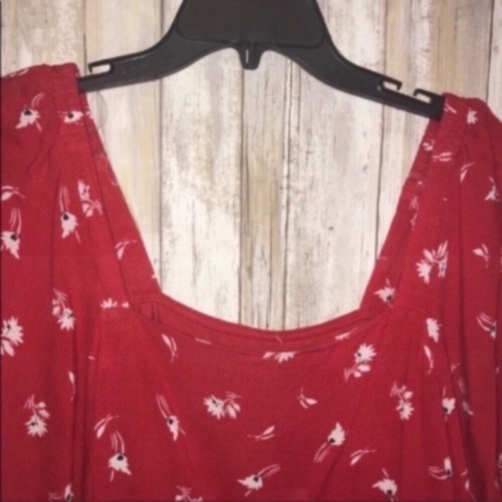 NWT A New Day Red Floral Square Neck Blouse - Picture 6 of 7